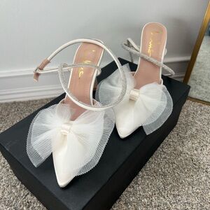 Lulu’s Bow Heels